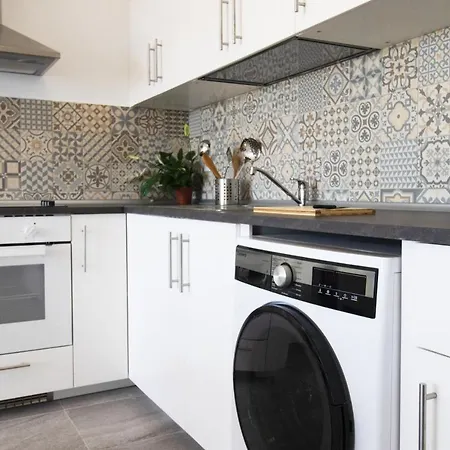 Casa Playa Chica * גראן טאראחל